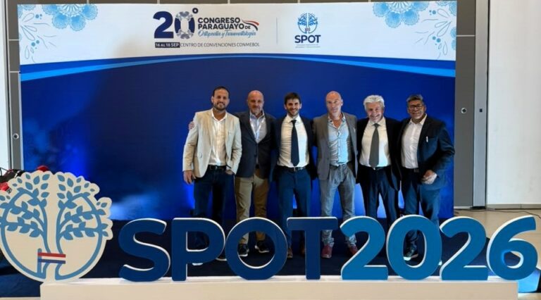 Equipo en congreso Paraguayo de Traumatología Paraguay, SPOT 2026